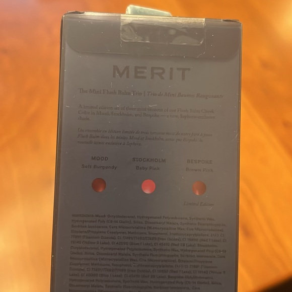 NIB Merit Mini Flush Balm in Stockholm - Picture 2 of 8